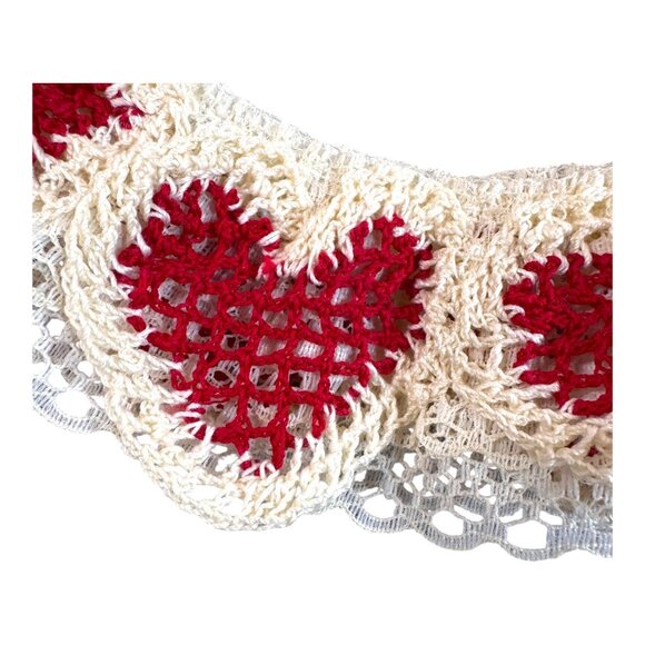 Vintage Handmade Crochet Lace Collar Red Heart Accents Valentines Cottage Core - Picture 3 of 4